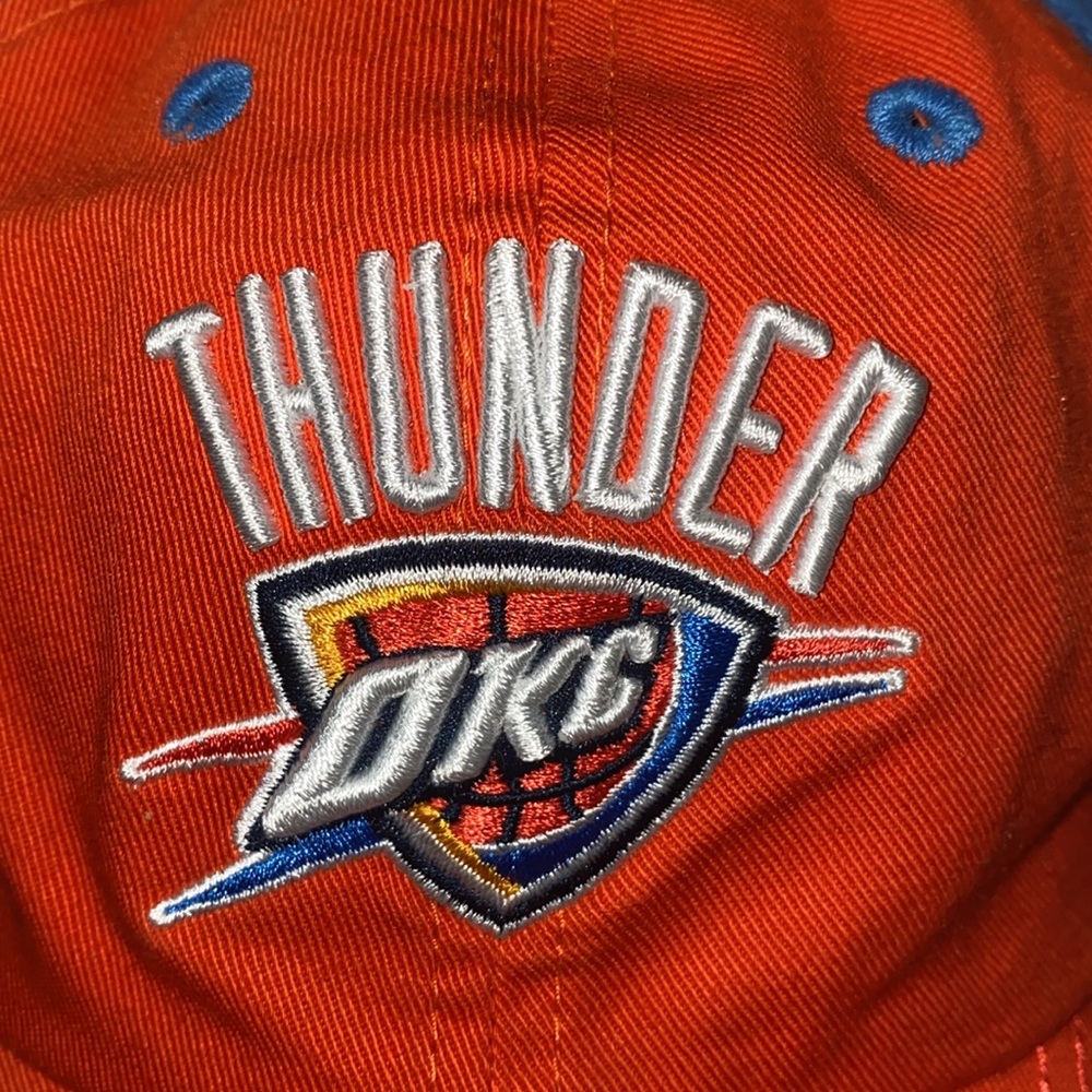 🛍️NWT Oklahoma City Thunder Blue and Orange hat! - Picture 3 of 6